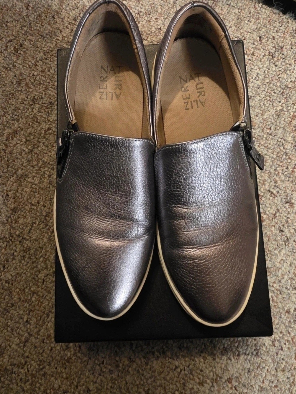 Naturalizer Women's Metallic Silver Slip-On Loafers 8M